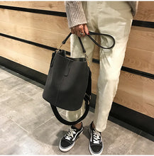 Load image into Gallery viewer, Designer Handbags Ladies Bucket Bag PU Leather Shoulder Large Capacity Crossbody Bags for Women High Quality New Tote Bag