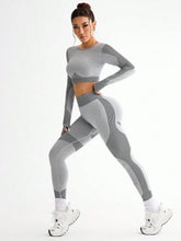 Load image into Gallery viewer, Women&#39;s 2pcs Hot-selling New Sports Tight Running Breathable Seamless Yoga Suit
