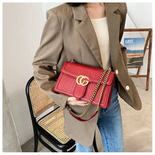 Load image into Gallery viewer, Designer style bag - 2025 hit bag, fashionable and trendy chain bag, classic and versatile crossbody bag, underarm bag
