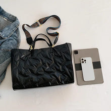 Load image into Gallery viewer, Fashion Large Tote Padded Quilted Handbags
